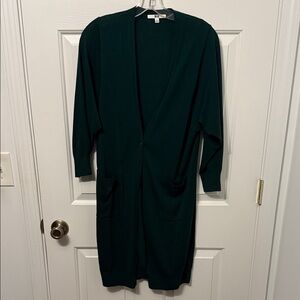 Uniqlo Deep Green Dolman Sleeve Long Sweater